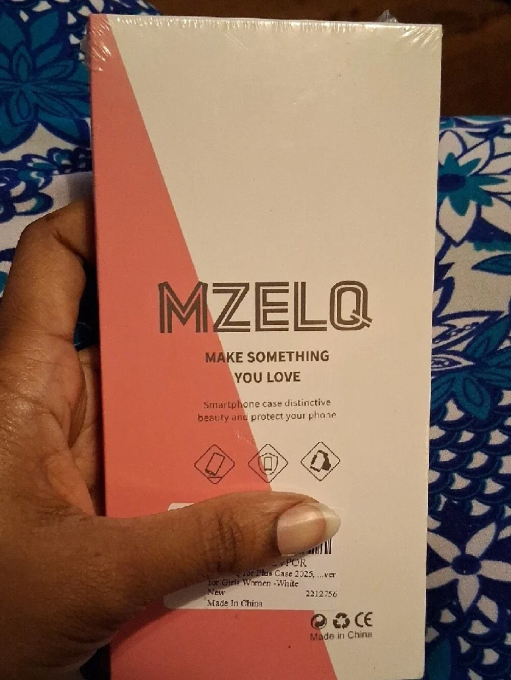 MZELQ White Silicone iPhone Case